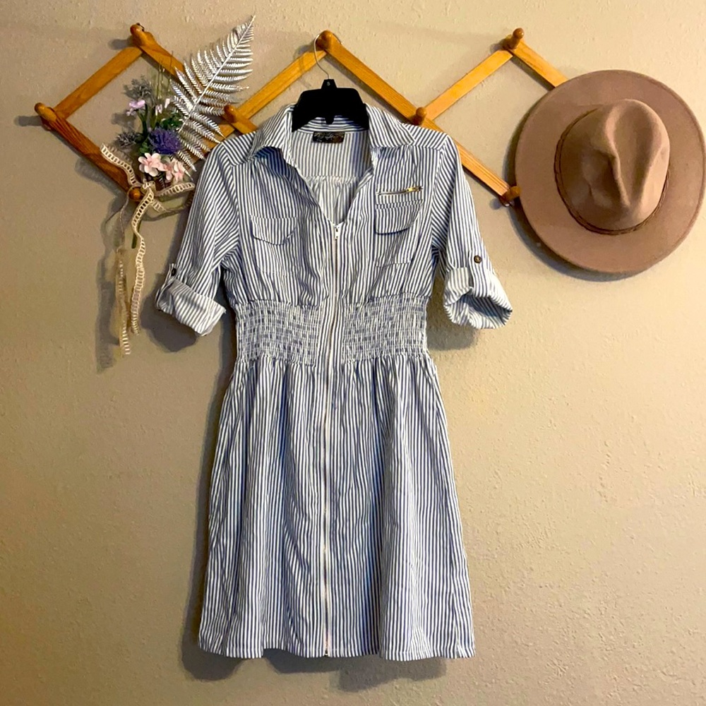 Mid-Sleeve Full-Zip Blue-Striped Casual Dress
